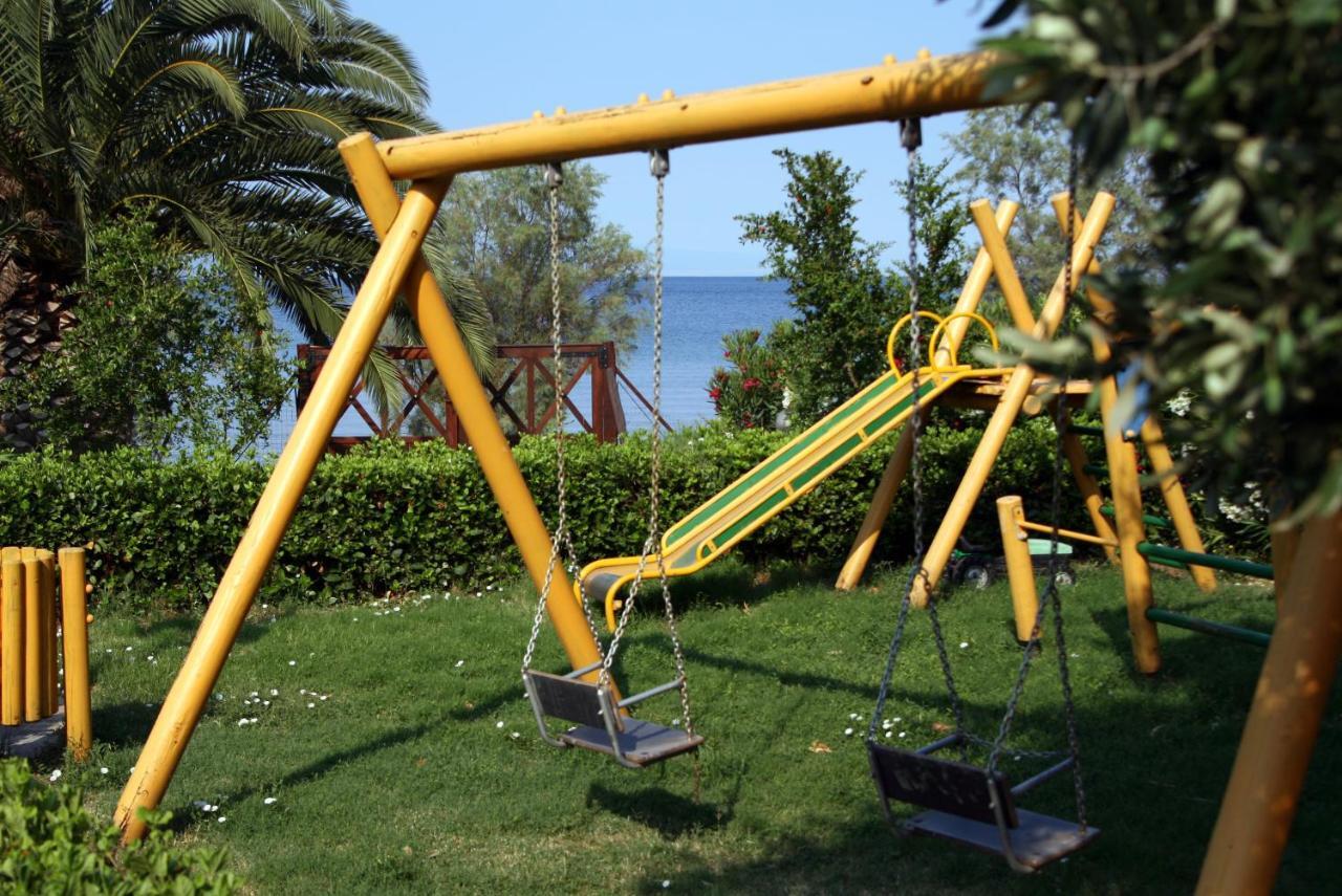 Razi Beach Лефокастро Стая снимка